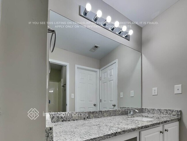 Building Photo - 1808 Laurel Green Way