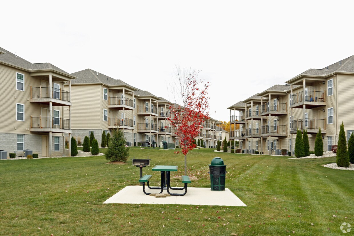 Briar Ridge Villas Warsaw