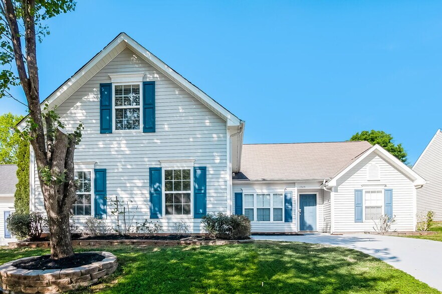 Primary Photo - 13411 Philip Michael Rd