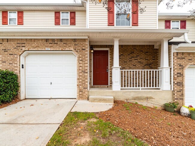 Building Photo - 427 Red Coat Ln