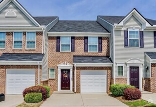 Building Photo - 405 Christiane Way