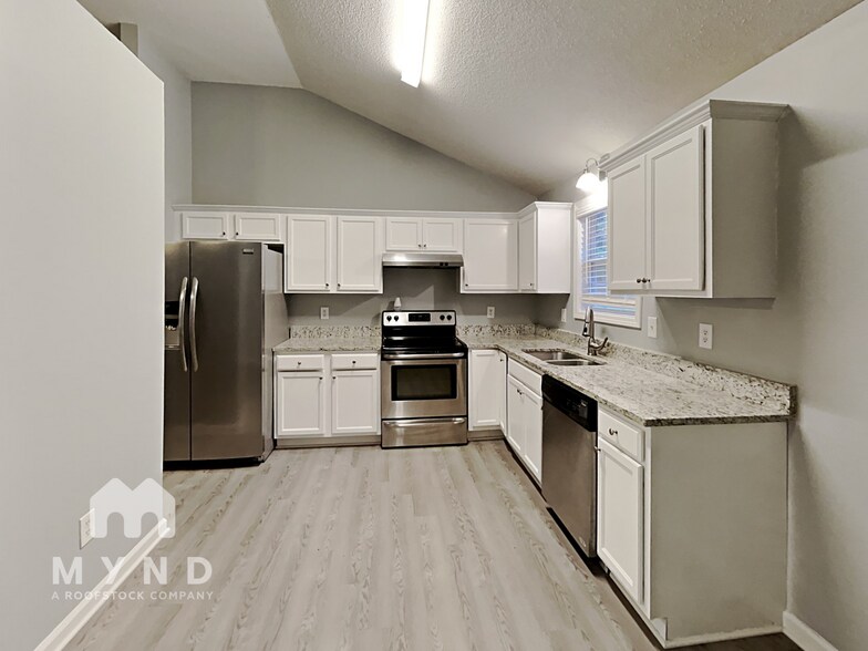 Building Photo - 49 Kennedy Dr