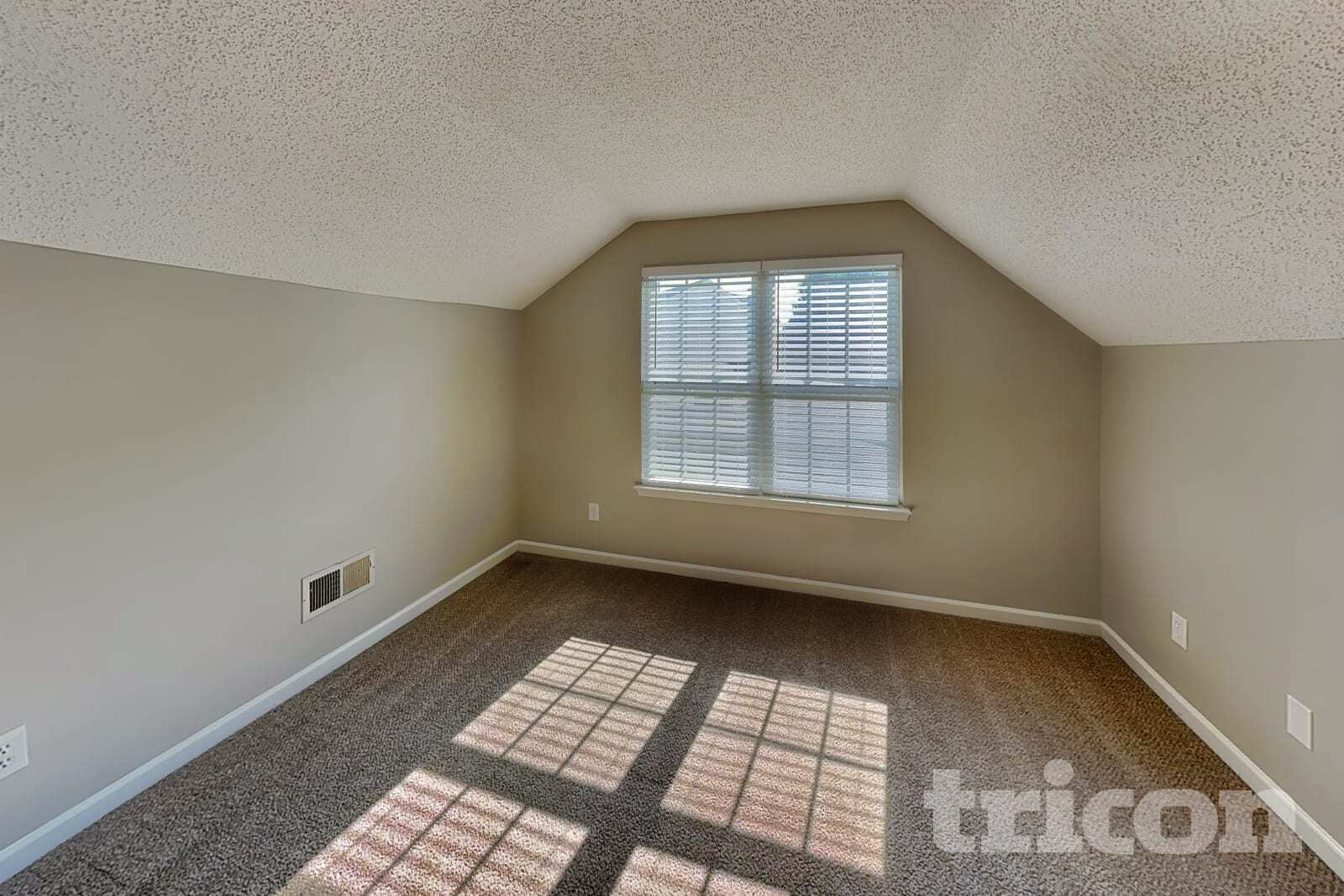 Building Photo - 3912 Farlow Rd
