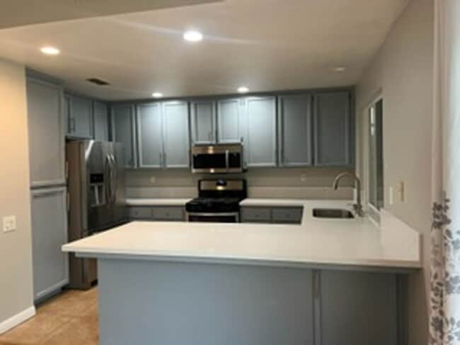 Building Photo - Well-Maintained 3BR/2BA Single-Family Home for Lease