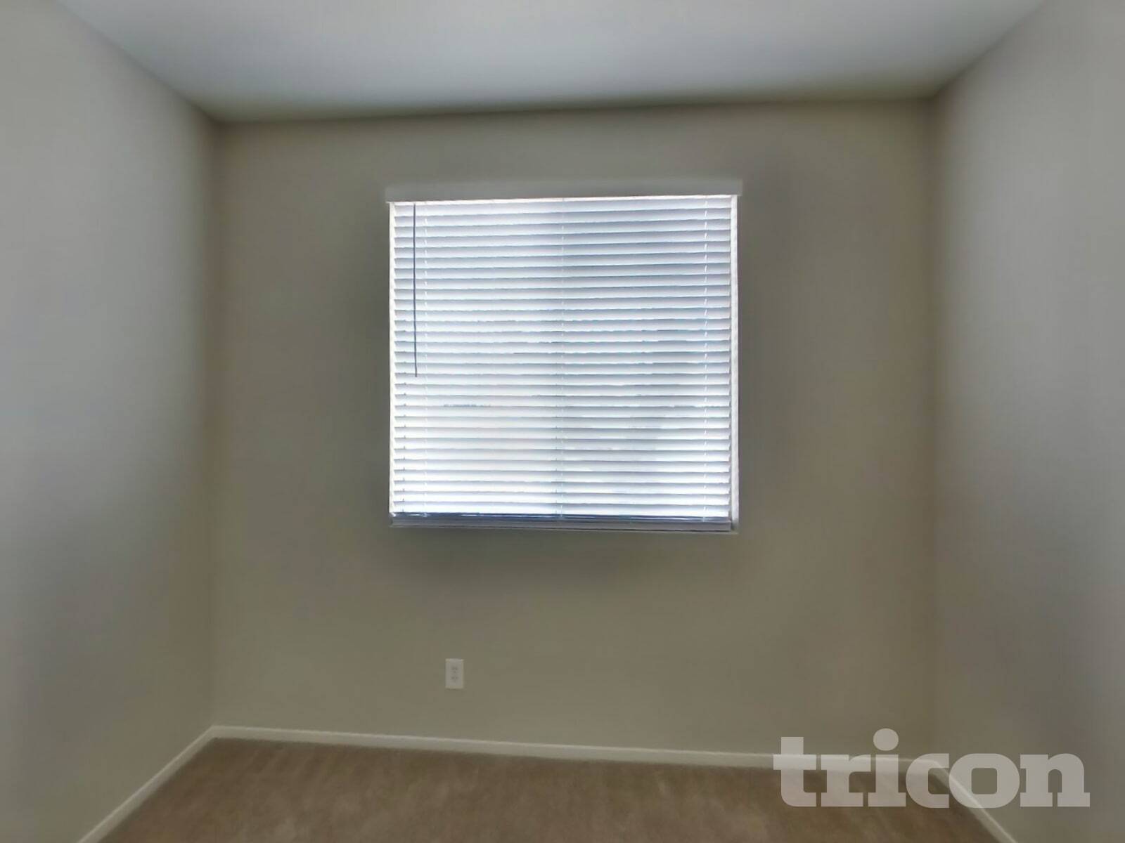 Building Photo - 2911 Extravagant Ave