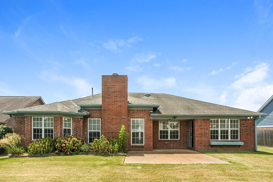 Building Photo - 7852 Tankerston Dr