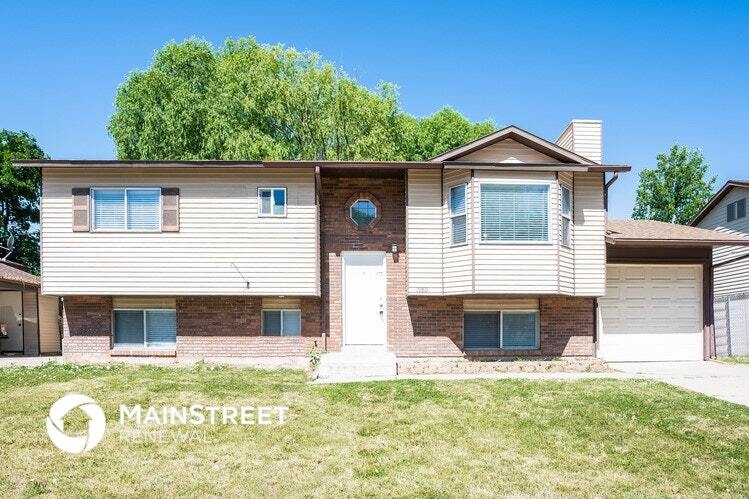 Primary Photo - 1980 S 200 E