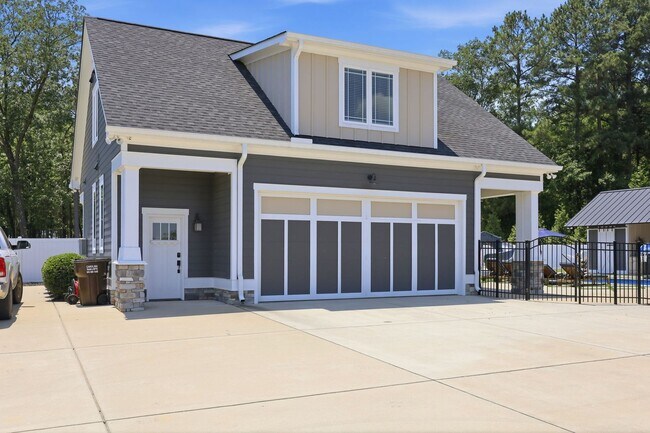 Building Photo - 3183 US-421