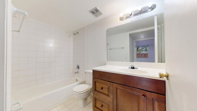 Building Photo - 8301 SW 142nd Ave