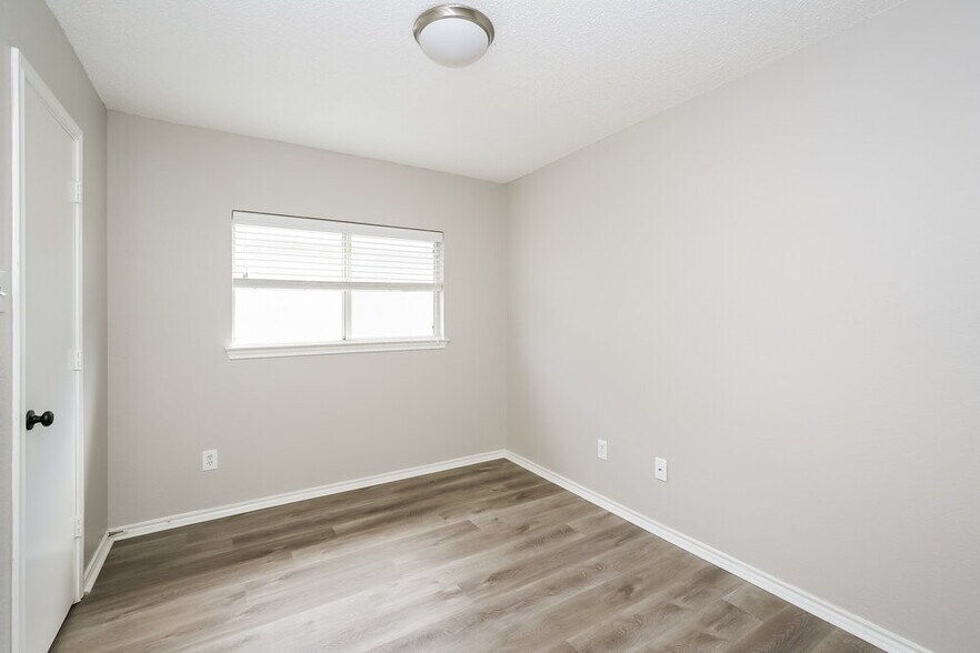 Building Photo - 4136 Tupelo Trail