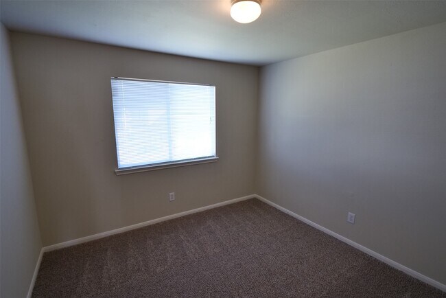 Building Photo - 6823 Arrowchase Ct