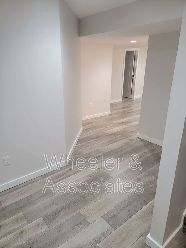 Building Photo - 3713 W Cold Pond Ave