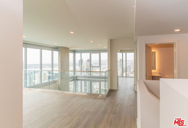 Building Photo - 601 Eleventh Ave