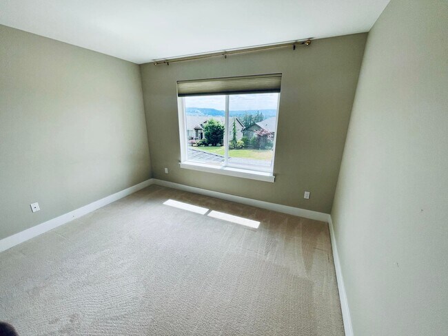 Building Photo - 8113 173rd Ave E