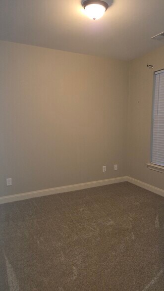 Bedroom 2 - 133 Ella Kinley Cir