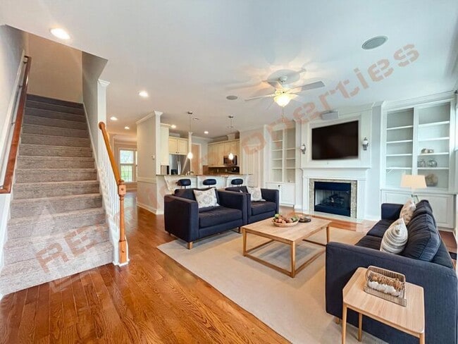 Building Photo - Fresh Paint City Loft by Sherwin-Williams ...