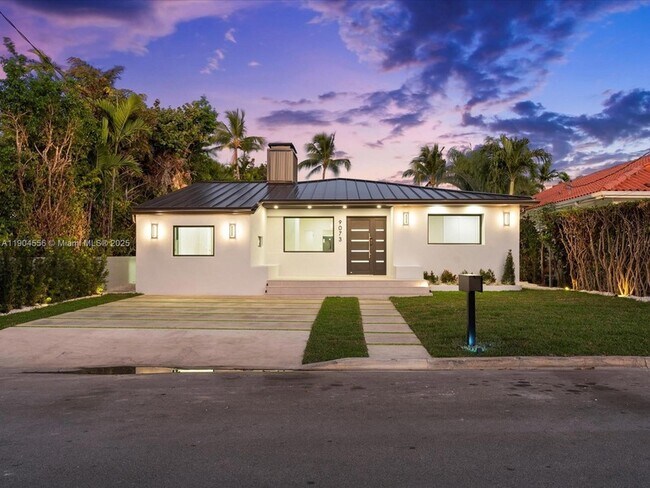 Building Photo - 9073 Dickens Ave