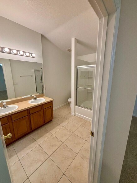 Bathroom - 2047 Estancia Cir