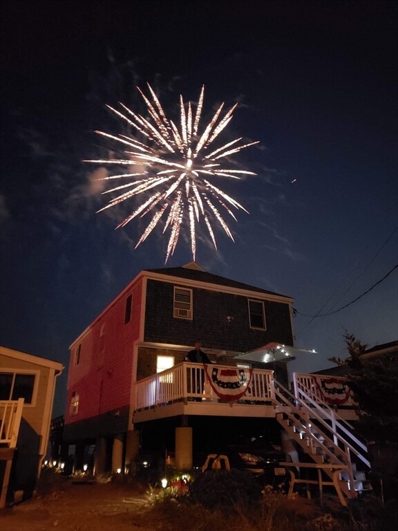 Building Photo - 61 Ocean Rd N