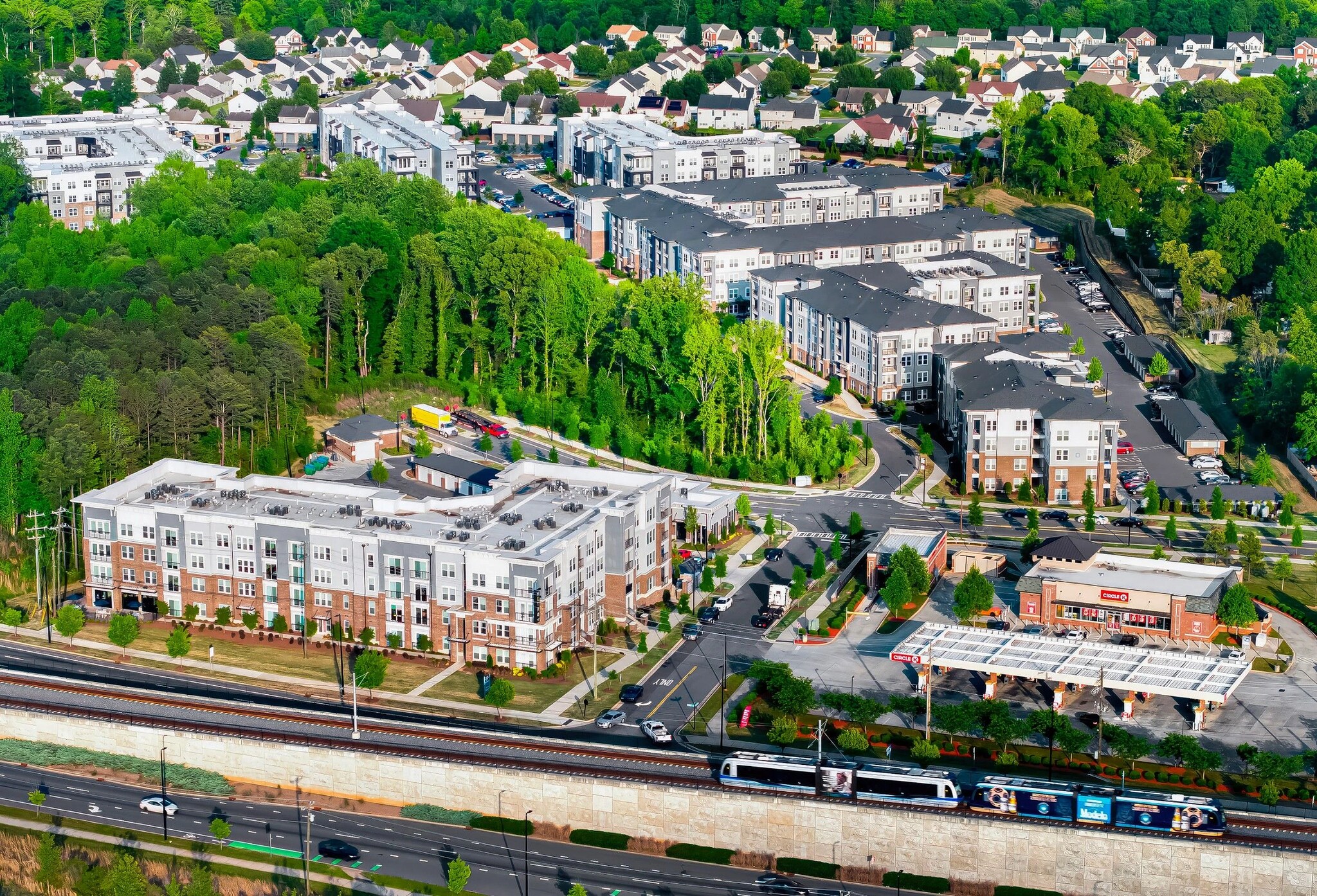 Building Photo - 404 Gallop Ln