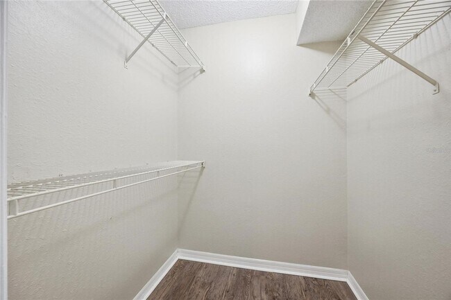 Building Photo - Location! Beautifully located condo just minutes from Orlando International Airport,