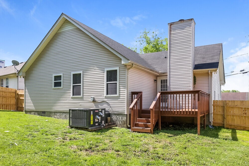 Building Photo - 3068 Chateau Valley Dr