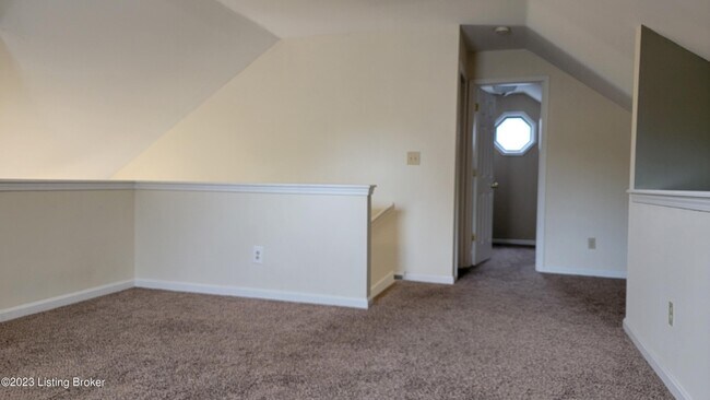 Building Photo - 10520 Bay Pointe Ct