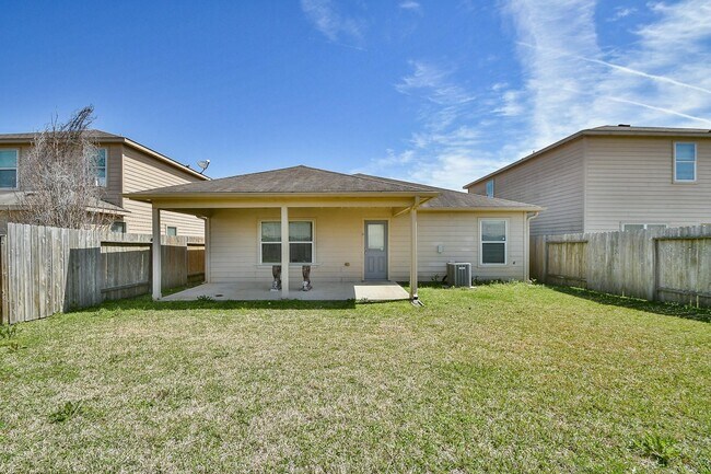 Building Photo - 17251 Osprey Forest Dr