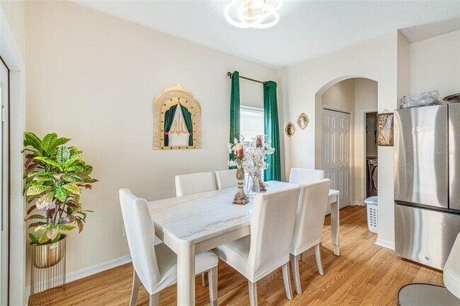 Building Photo - 763 Star Pointe Dr