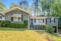 Building Photo - 9813 Redcliff Rd
