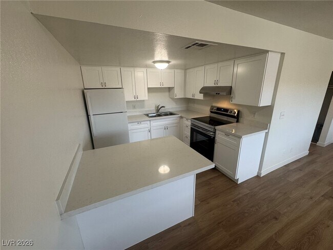 Building Photo - 4775 Lucite Ln