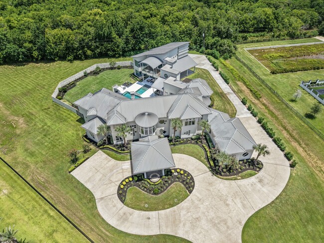 Building Photo - 4043 Maranatha Dr