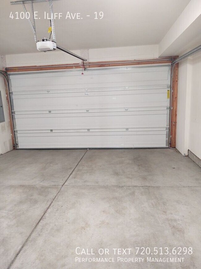 Building Photo - 4100 E Iliff Ave