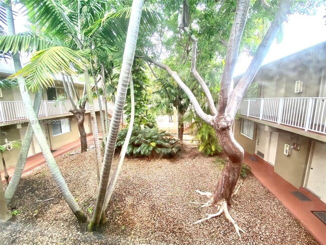 Building Photo - 6330 SW 79th St