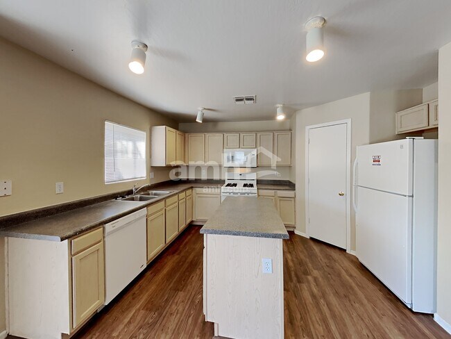 Building Photo - 6401 W Riva Rd