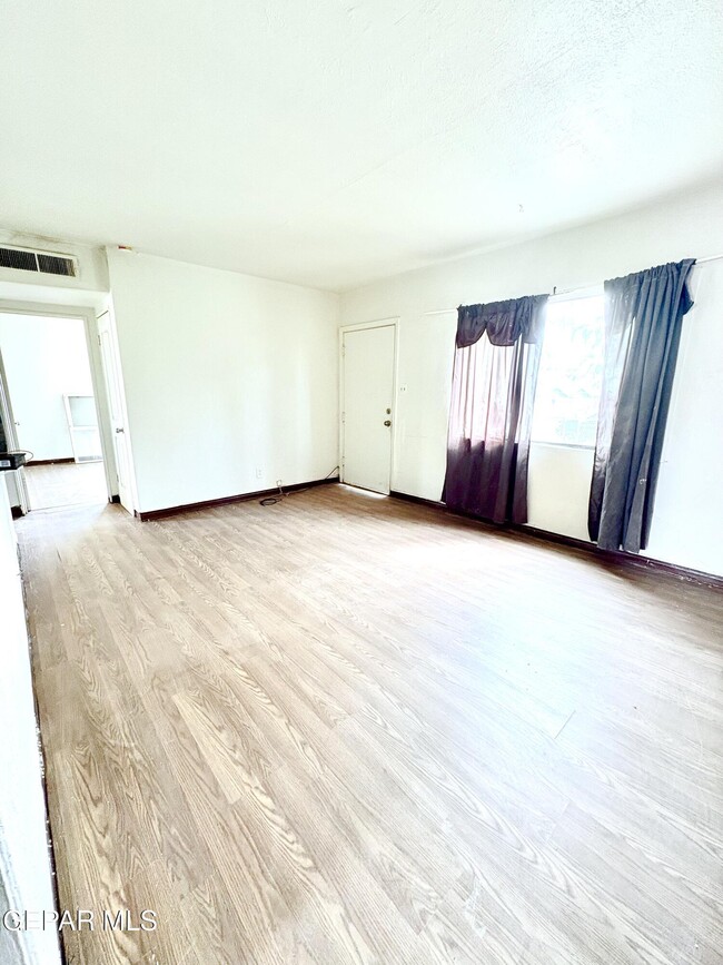 Building Photo - 7603 Hermosillo Dr