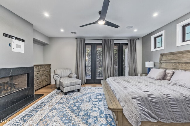 Building Photo - 3810 E Campbell Ave