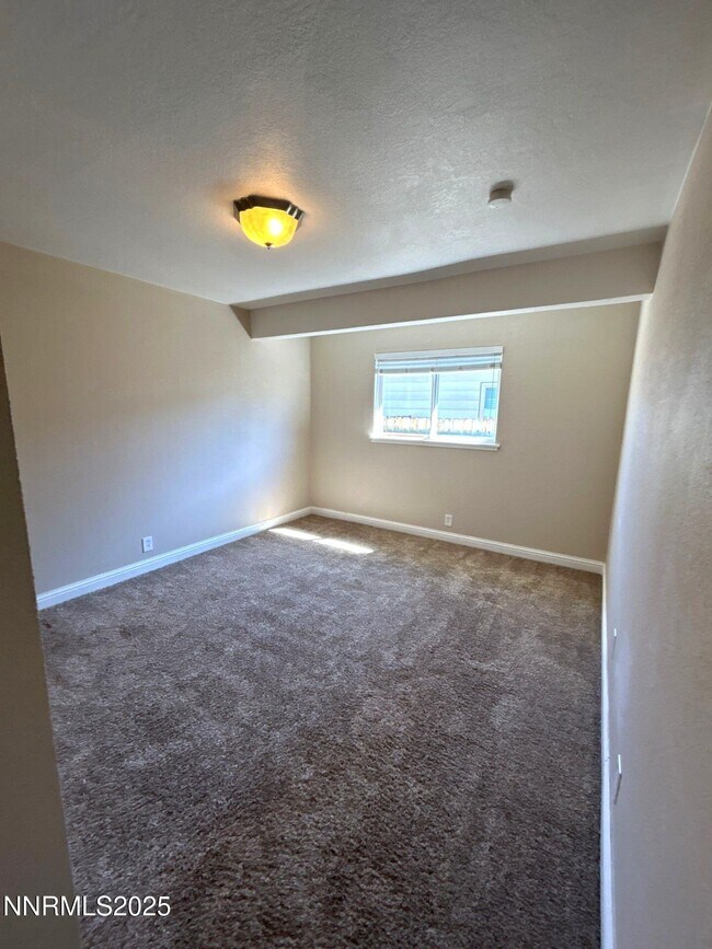 Building Photo - 1675 Harvard Wy