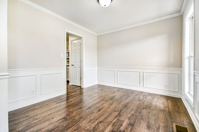 Building Photo - 3378 Poplar Hill