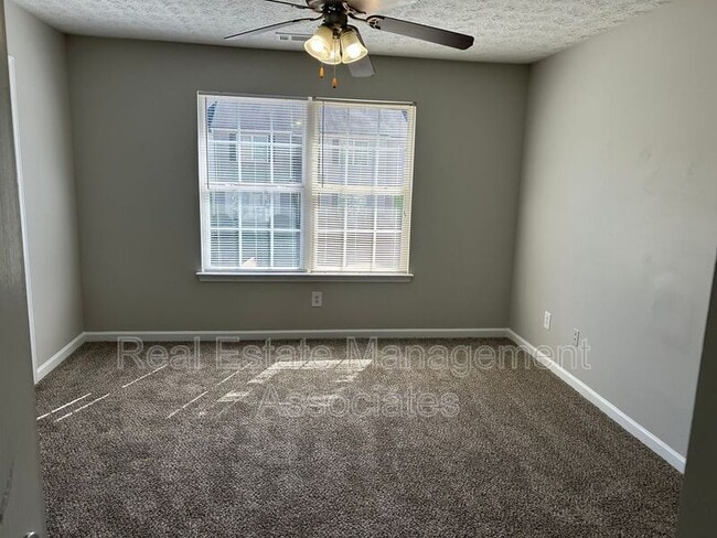 Building Photo - 1741 Carrington Dr