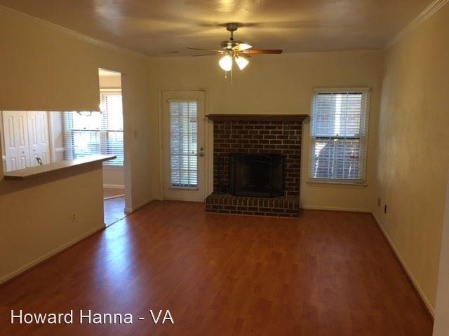 Building Photo - 3 br, 2.5 bath House - 1016 Colonial Meado...
