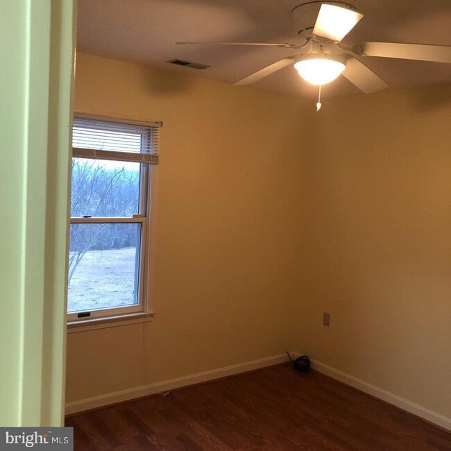 Building Photo - 116 Mill Race Dr