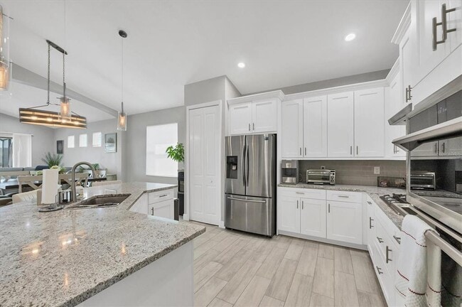 Building Photo - 6233 Champions Row St