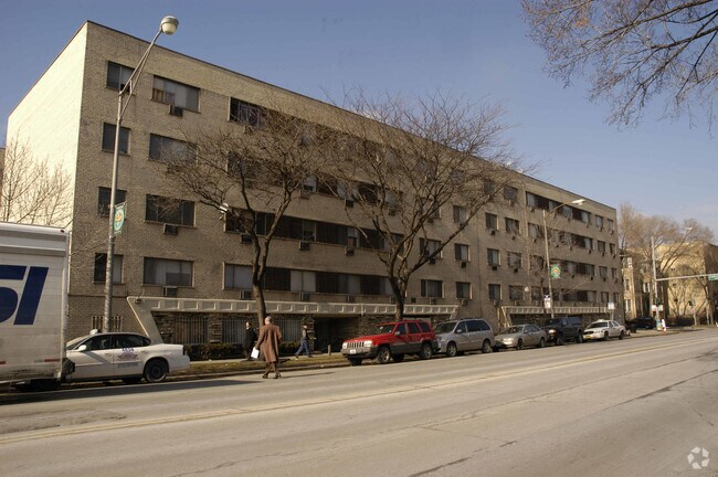 Primary Photo - Bellarmine Hall