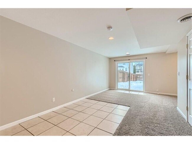 Building Photo - 2340 Kelm St