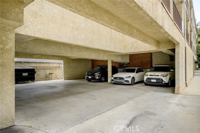 Building Photo - 330 Pioneer Dr