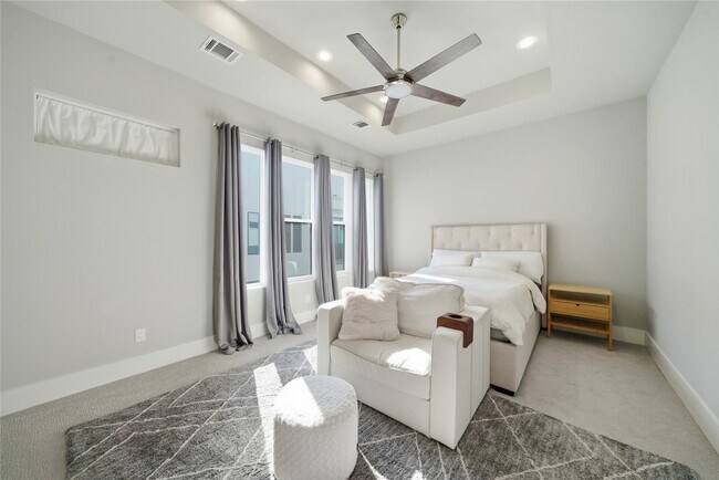 Building Photo - 1615 Wheeler Ave