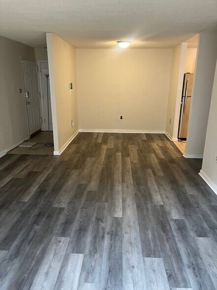 Building Photo - 5106 F St SE