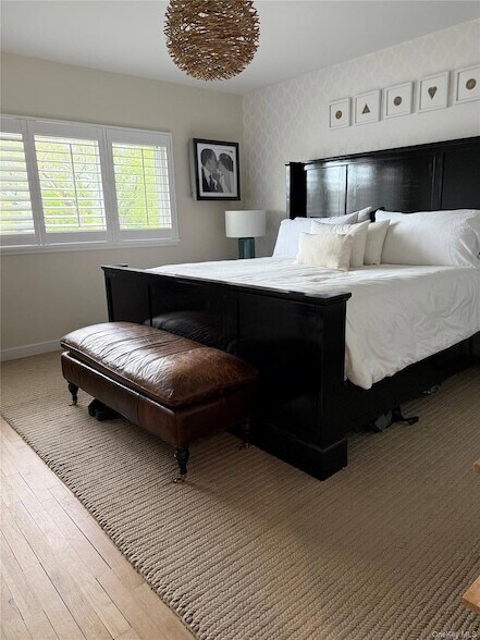 Building Photo - 3041 Mitchell Rd