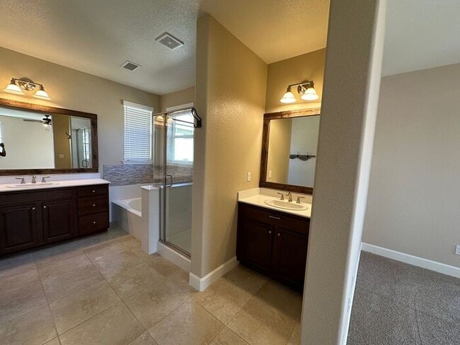 Building Photo - 3310 Vincinato Dr